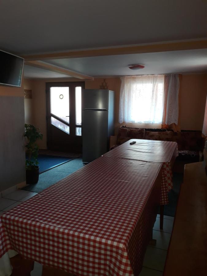 Molnar Vendeghaz Bed and Breakfast Praid Exteriör bild